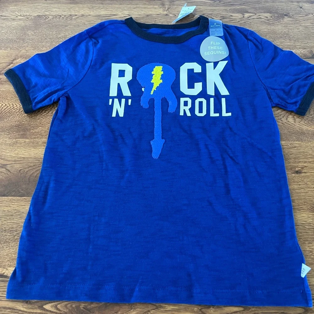 Boys size medium Gap Kids NWT Rock and Roll Flip shirt